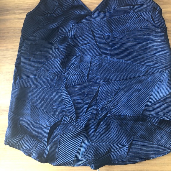 NWT Navy Anthropologie Floreat Crinkle Tank top XS - Picture 4 of 5